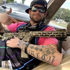 Meet your Posher, Dee